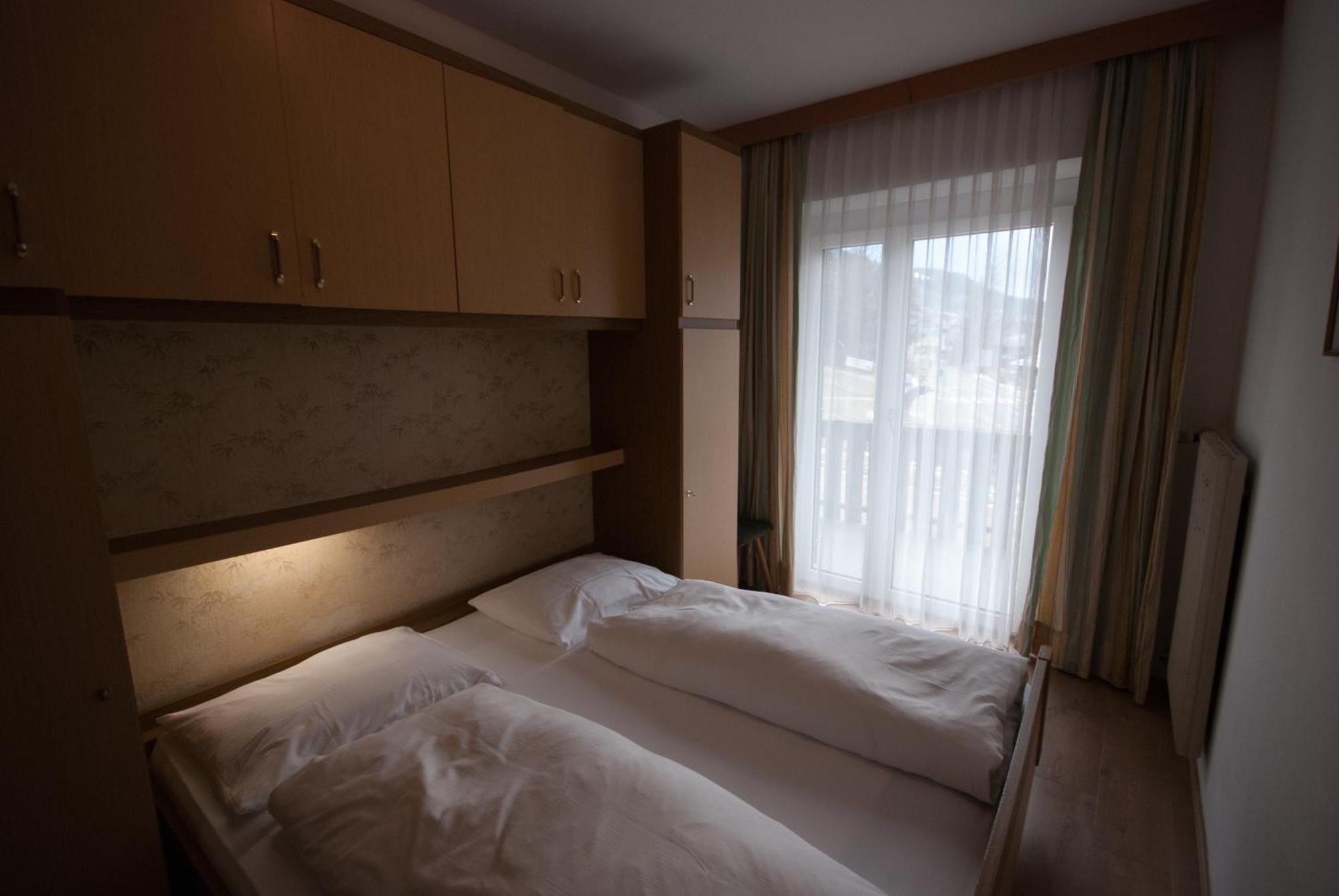 Garni Hofer Aparthotel Sexten Exterior photo