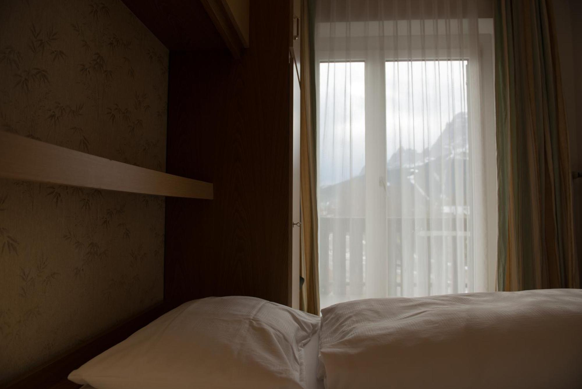 Garni Hofer Aparthotel Sexten Exterior photo