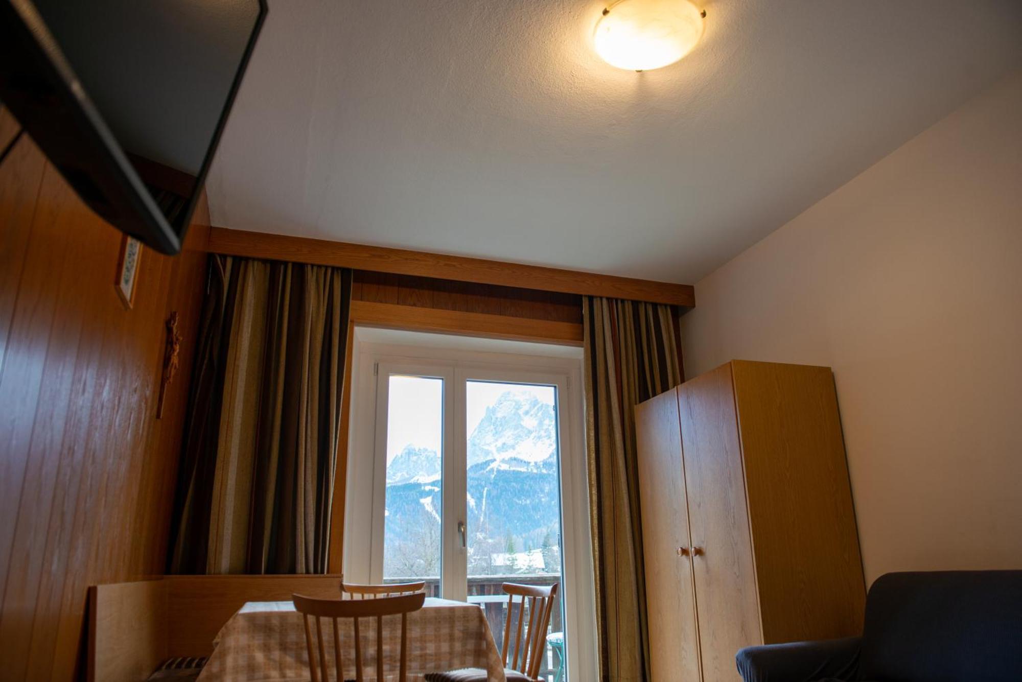 Garni Hofer Aparthotel Sexten Exterior photo